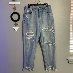 american eagle curvy mom jeans
